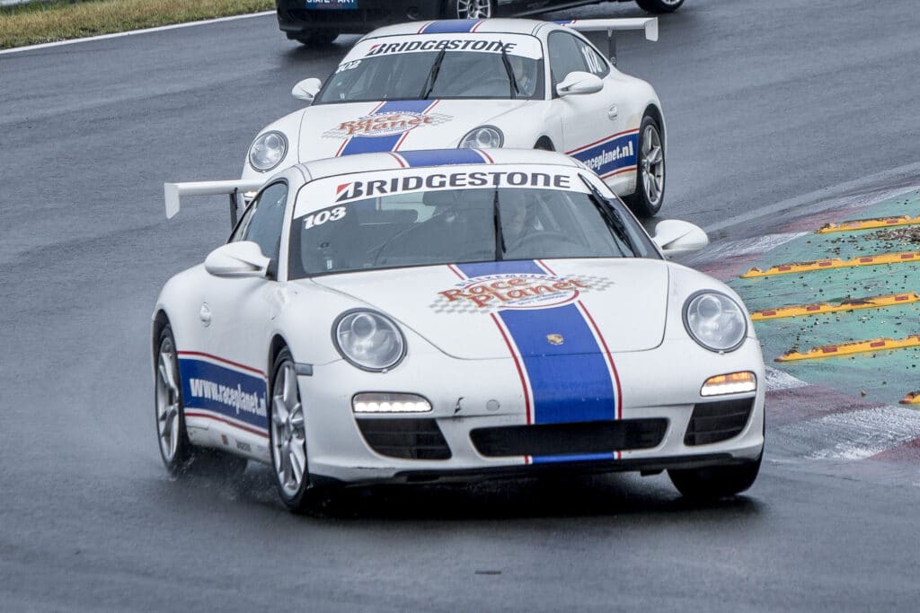 Porsches van Race Planet in actie op Circuit Zandvoort