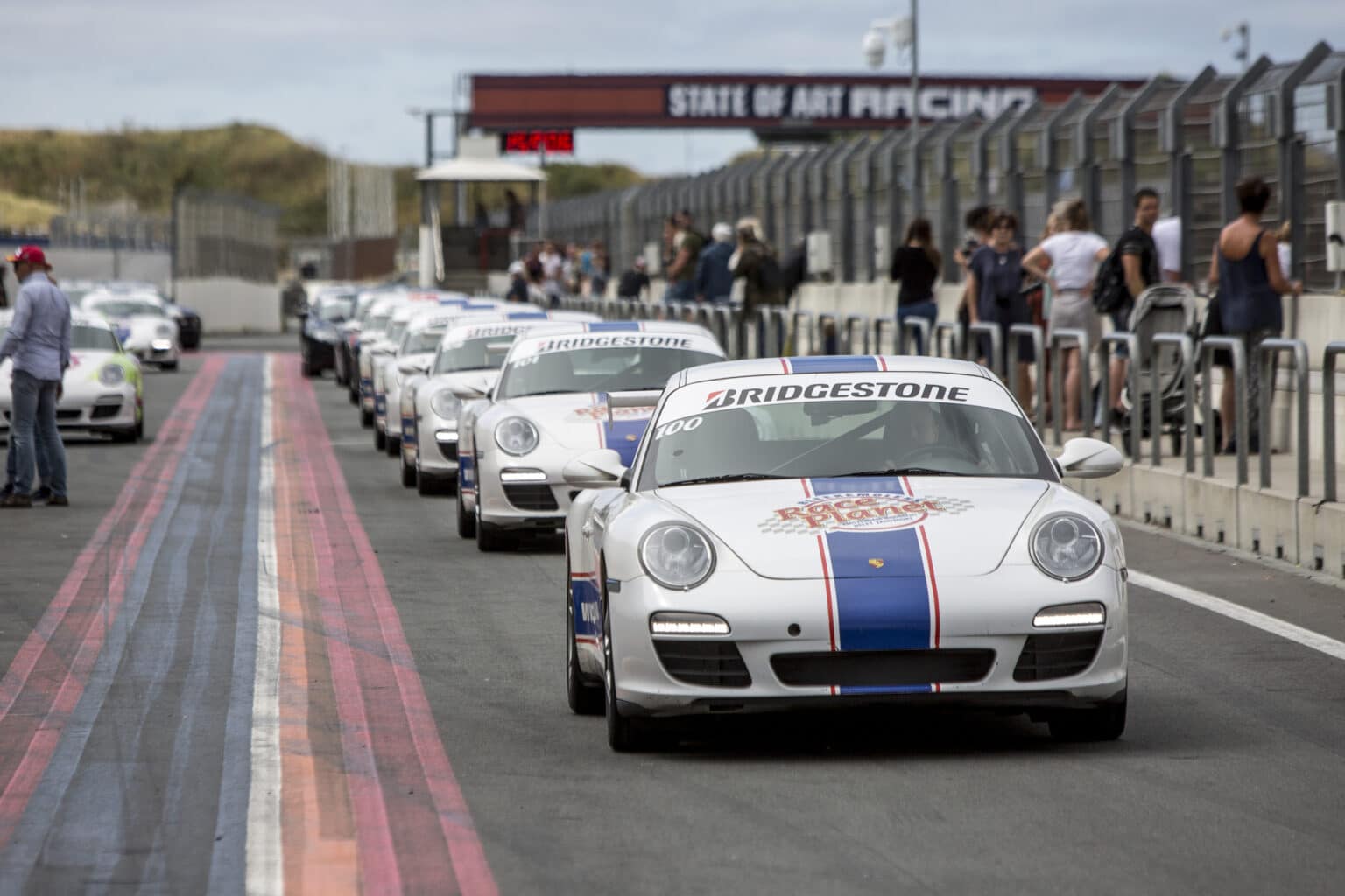 Porsche 911 Rennstrecke Fahren aud dem Circuit Race